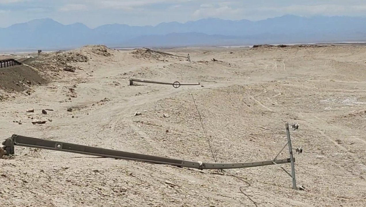 /29-postes-son-destruidos-para-robar-cables-en-chiu-chiu-y-lasana