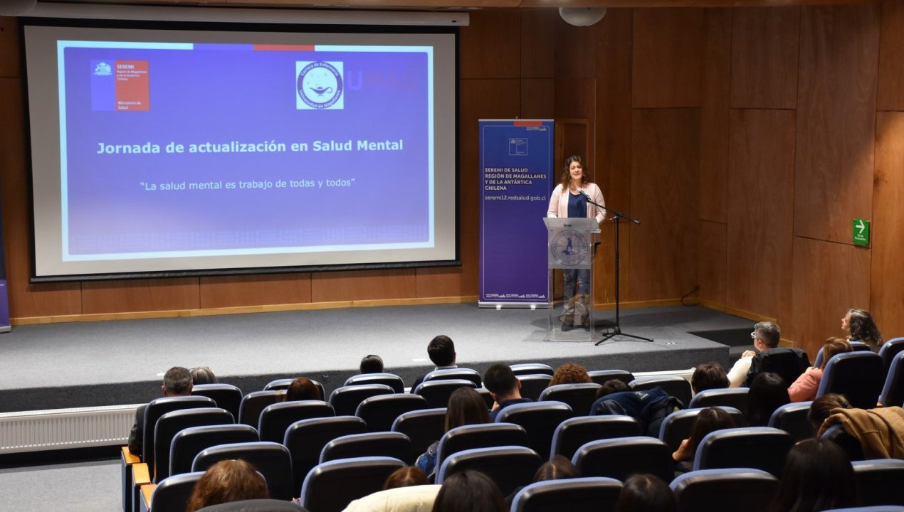 /seremi-de-salud-y-umag-realizan-jornada-para-sensibilizar-sobre-el-abordaje