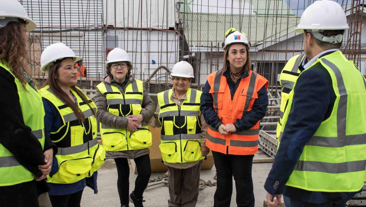 /autoridades-del-sector-salud-y-regionales-visitaron-la-construccion-del