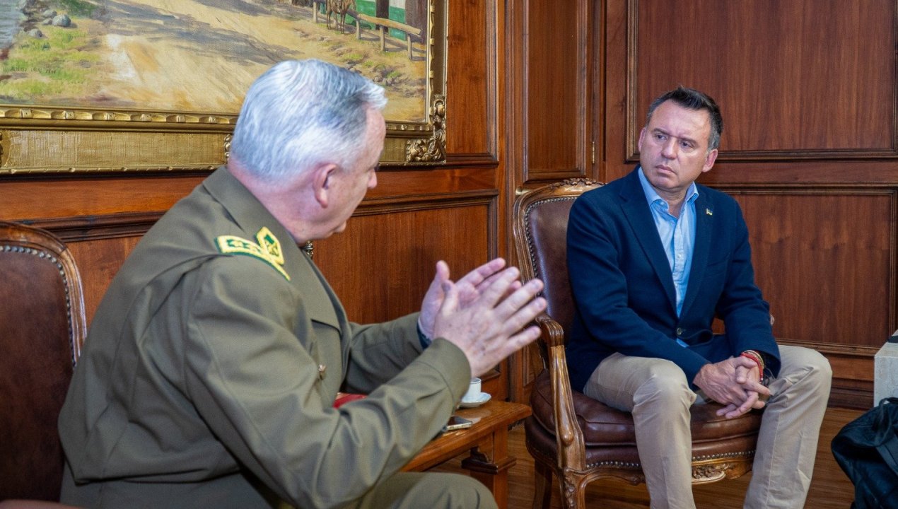 /alcalde-radonich-punta-arenas-tendra-una-escuela-de-formacion-policial