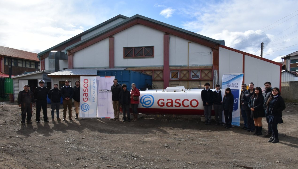 /sostenibilidad-liceo-de-puerto-williams-reemplaza-la-lena-con-el-gas