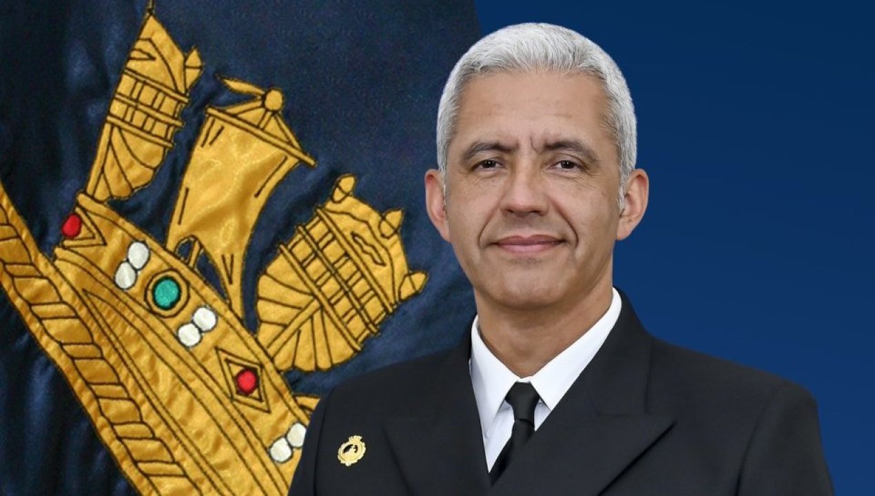 /79-anos-de-la-base-naval-antartica-capitan-arturo-prat-primus-interpares