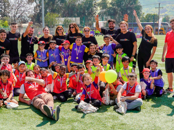 “Ganémosle a la Calle”: La fundación que acerca el deporte a niños y niñas vulnerables