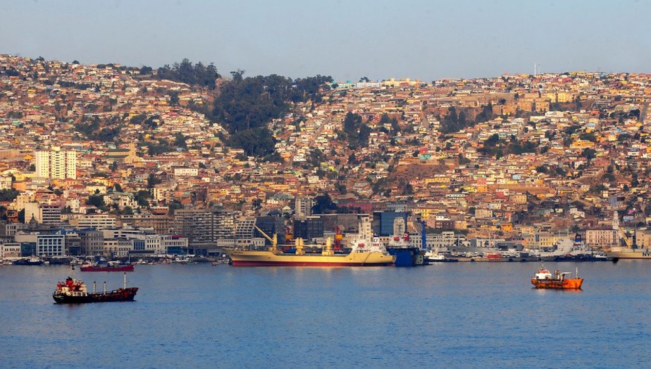 /regionales/region-de-valparaiso/senadores-impulsan-apoyo-transversal-para-que-valparaiso-sea-sede-del