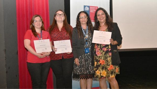 Seminario “Café Pap” fortalece articulación regional para prevención del cáncer cervicouterino en Tocopilla