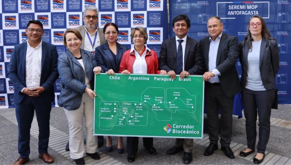 MOP inicia instalación de señalización informativa del Corredor Bioceánico de Capricornio