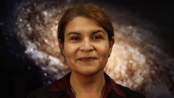 Astrónomo de la UA es nominado a programa anual de reconocimiento por su aporte al desarrollo científico desde Antofagasta
