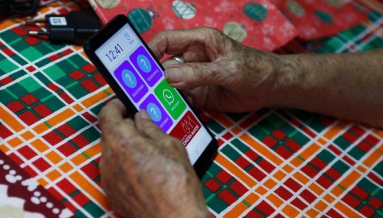 [Entrevista] Appsistente: Una aplicación pensada en ayudar a personas mayores a convivir con el mundo digital