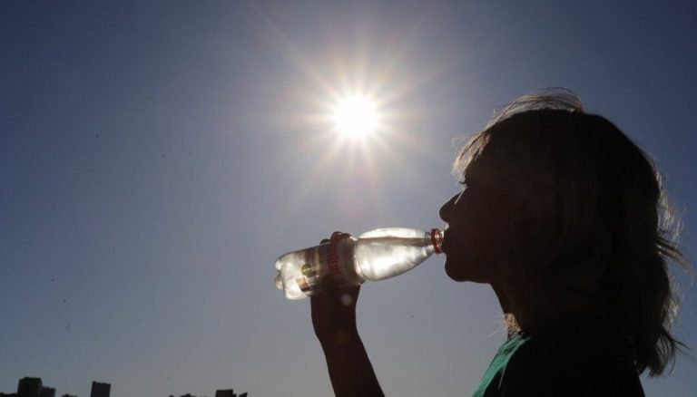 [Entrevista] Temperaturas extremas este verano ¿Qué hacer para cuidarnos del sol o un golpe de calor?