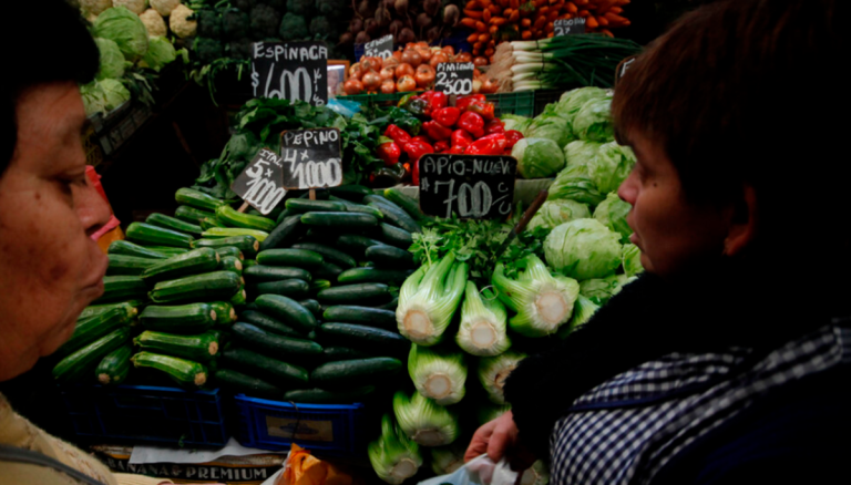 [Entrevista] Agrónomo sobre productos tras lluvias y heladas: «Hay abastecimiento de frutas y hortalizas»