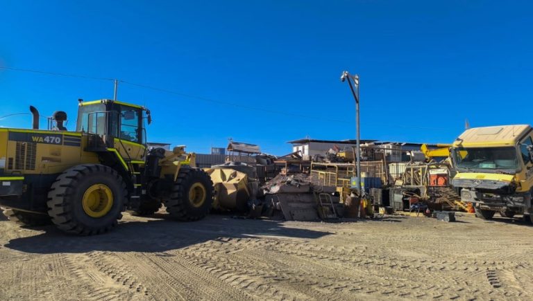 Calama: Comenzó desalojo de toma industrial en sector Puerto Seco