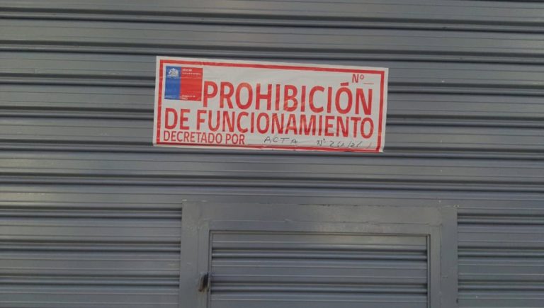En céntrico local de Antofagasta: Prohiben funcionamiento por grave infestación de fecas de roedor