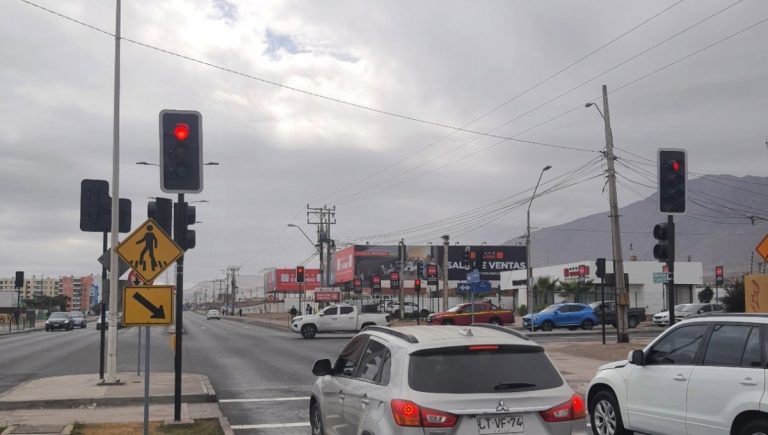 UOCT de Antofagasta integra nuevos semáforos en transitadas intersecciones de Avenida Pedro Aguirre Cerda