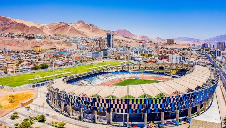 Antofagasta: Concejo Municipal aprobó $100 millones para nuevas pantallas y audio del Estadio Regional