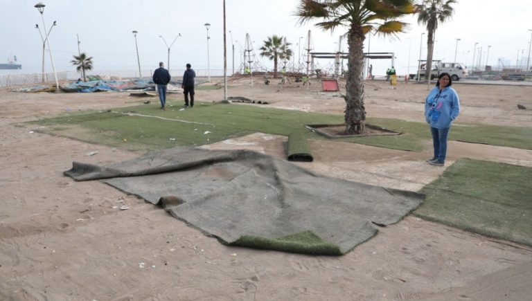 Avanza recuperación del Parque Croacia de Antofagasta tras años de ocupación irregular