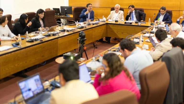 Gobernadores de la Macro Zona Norte expusieron sus principales demandas a ministros en encuentro realizado en Antofagasta
