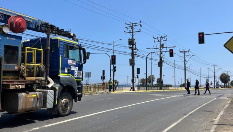 UOCT Antofagasta implementa nuevo cruce semaforizado en el acceso sur de la ciudad