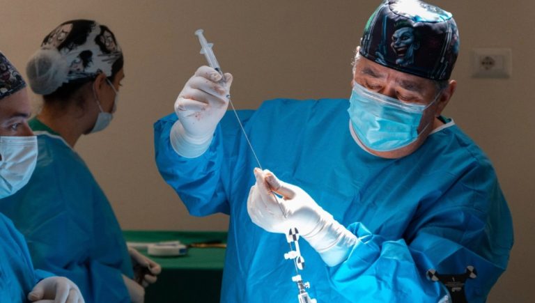 Hospital Regional de Antofagasta comenzó biopsias cerebrales guiadas por Gps neurológico