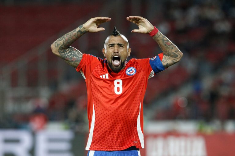 Arturo Vidal: «la primera dictadura en Chile fue la de Salvador Allende”