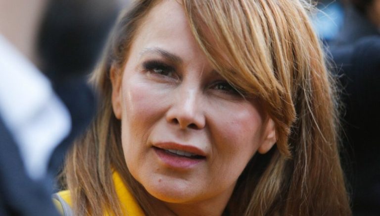 Califican de “desubicado” comentario de vocal a Cathy Barriga durante votación