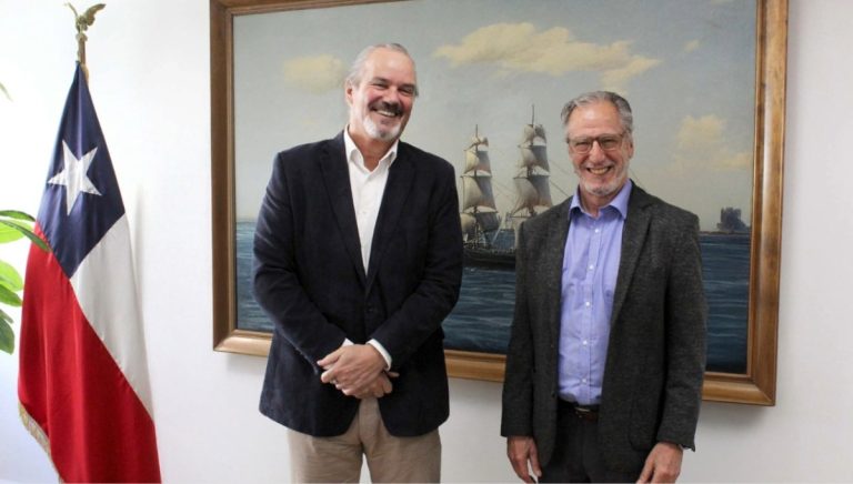 Contraloría toma razón de los contratos entre Corfo, SQM y Codelco que permiten dar continuidad a operaciones de litio en el Salar de Atacama