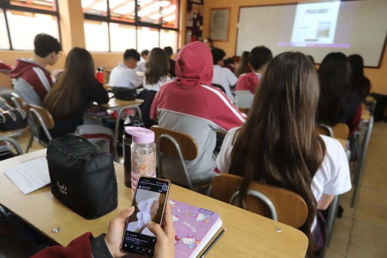 Recomiendan anticipación y diálogo para enfrentar el regreso a clases sin estrés