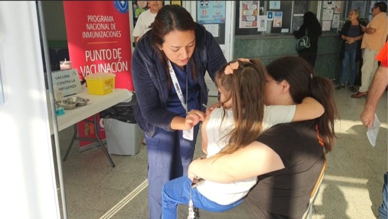 Región de Antofagasta supera el 50 por ciento de cobertura contra la Influenza