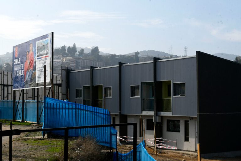Gobierno posterga demoliciones en El Olivar ante dudas sobre informes técnicos