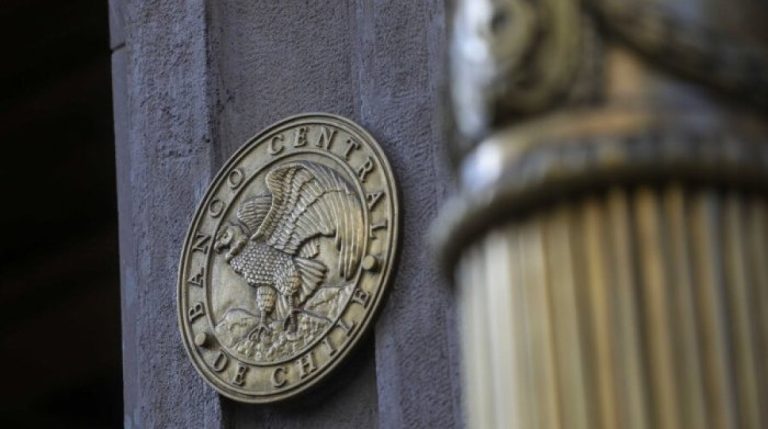 Banco Central elevará exigencia de capital a bancos para fortalecer estabilidad financiera